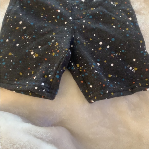 3T boys shirts, yellow hoodie is 2T, black shirt is 2T. To big for my son. - Picture 10 of 16